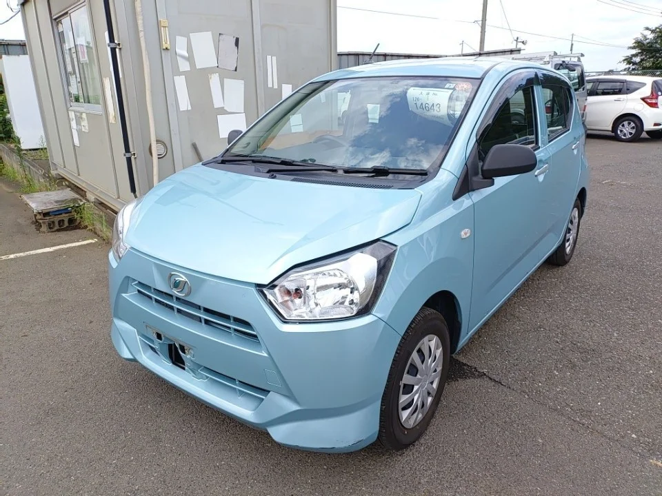 Daihatsu Mira e:S LA350S 2021